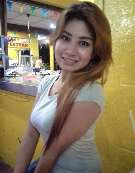 tante girang sex|Tante Kepengen Ngentot Dengan Brondong